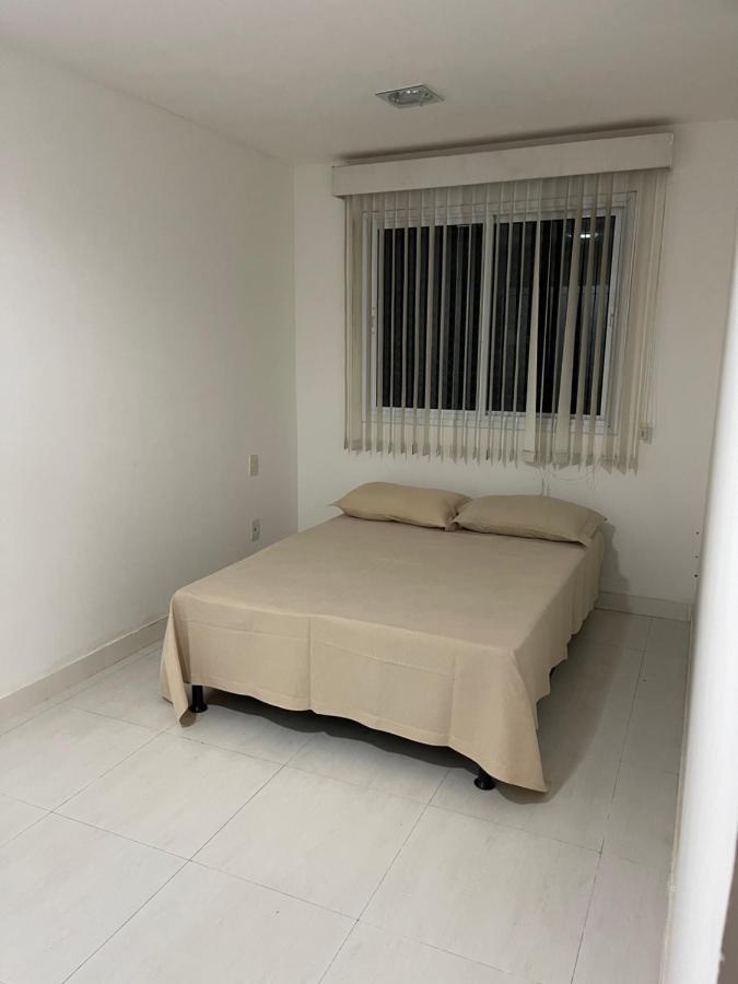 Apartamento Com Varanda E Piscina Кабо Фрио Екстериор снимка