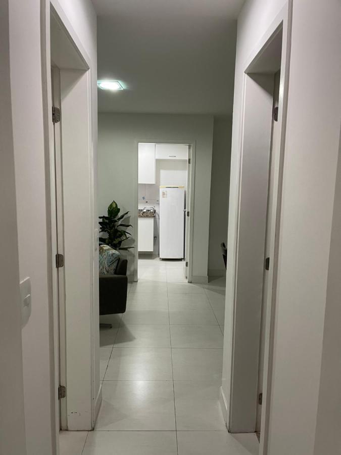 Apartamento Com Varanda E Piscina Кабо Фрио Екстериор снимка